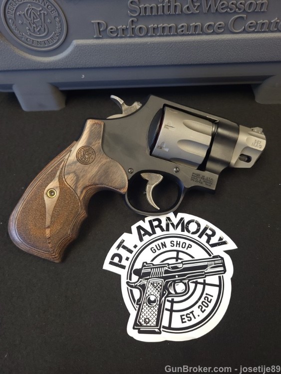 Smith & Wesson Model 327 Performance Center 357 Magnum 2"  8 SHOT-img-4