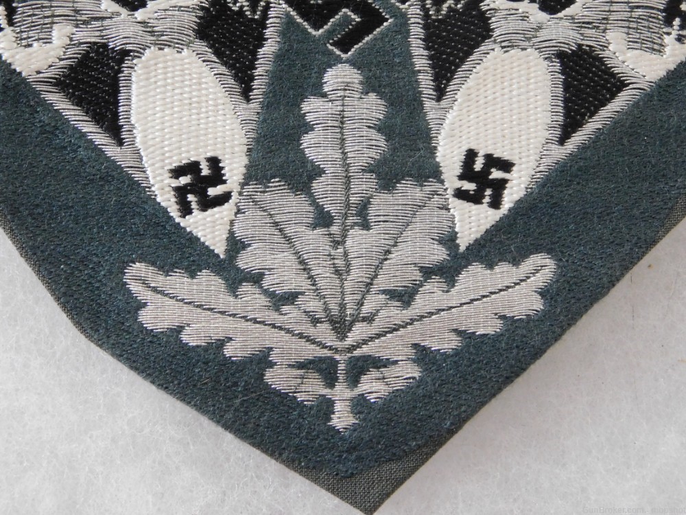 German WWII Infantry Flag Bearers Sleeve Insignia-img-2