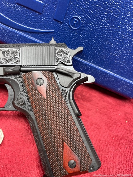 NIB Colt 1911 45 acp  Breathtaking Full Engraved Collector!-img-4