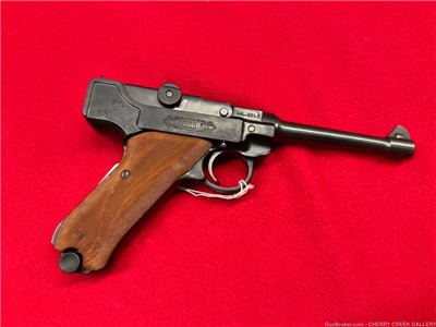 Vintage Stoeger LUGER 22 long rifle pistol stlr-4 22LR military copy gun 