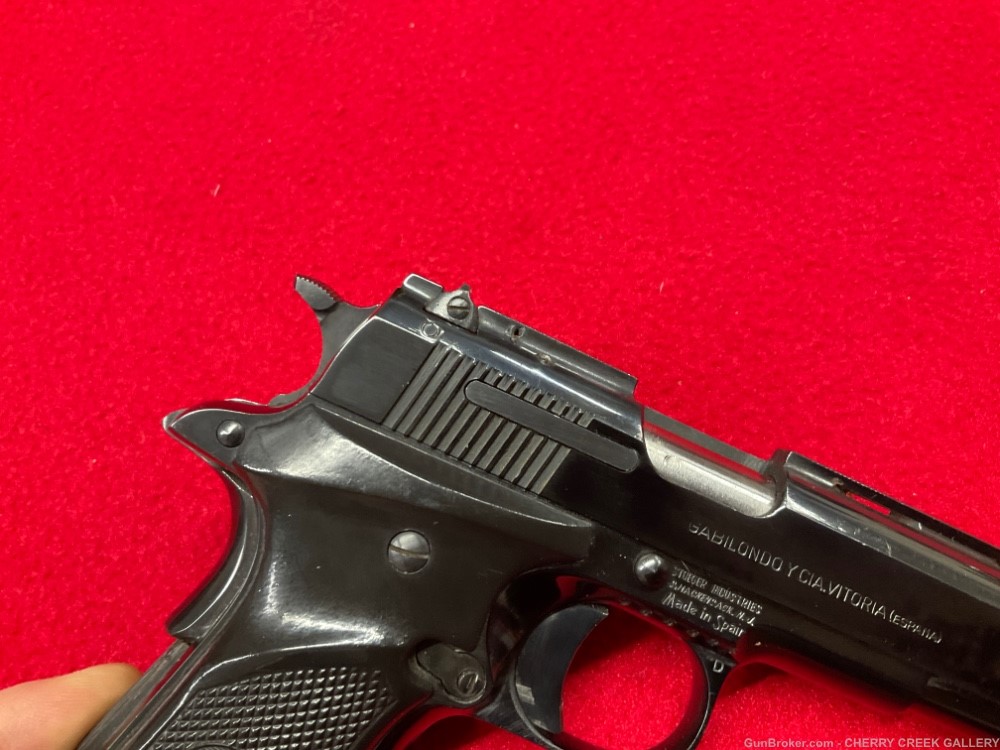 Vintage Llama 380 pistol baby colt 1911 Spain vent rib gun Stoeger 380acp-img-6