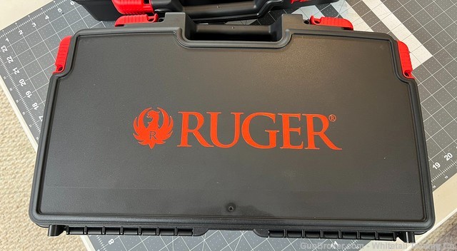Ruger Super Blackhawk 44 Mag, 10.5" Barrel, New NO CC FEES-img-0