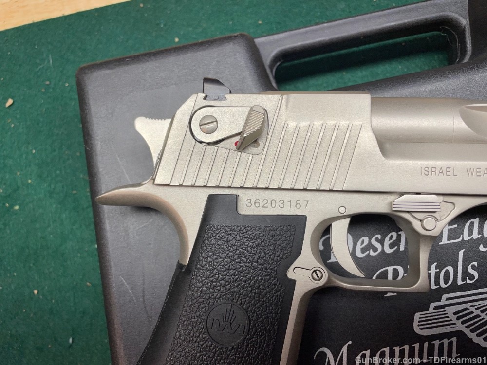 Magnum Research Desert Eagle .50 ae Nickel mfg in Isreal rare w/ box -img-7