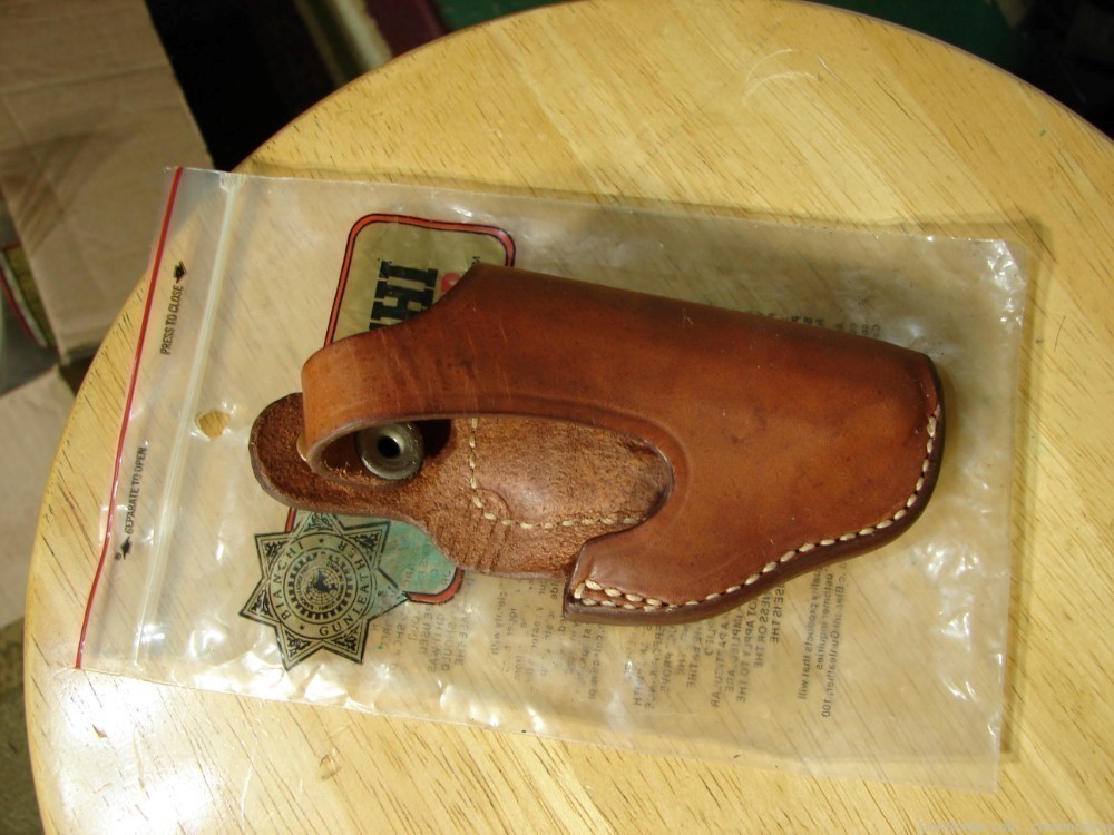 BABY BROWNING OR COLT 25 HOLSTER BY BIANCHI 18A RT OR LEFT HAND-img-0