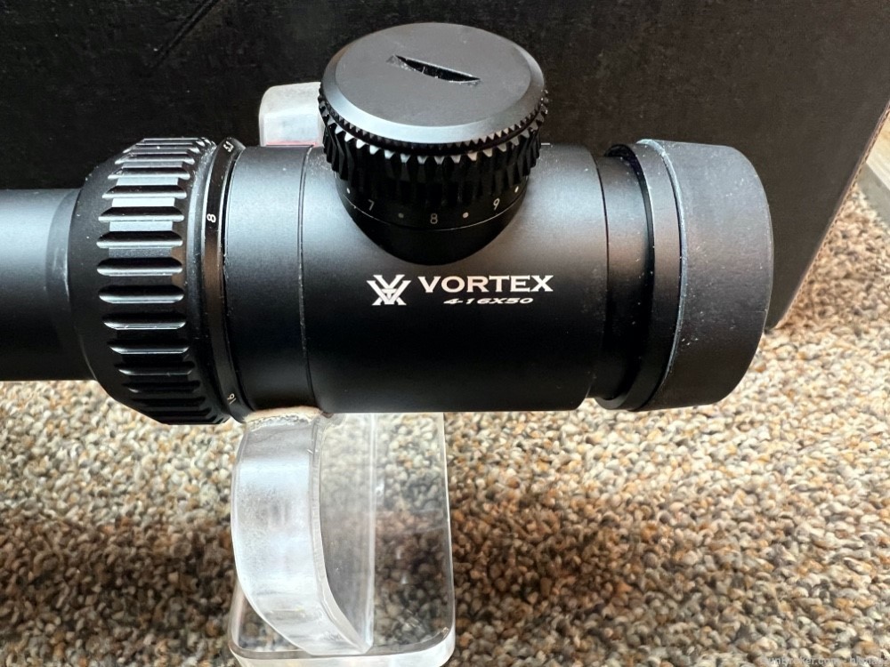 Vortex Viper PST 4-16x50 FFP like new with box-img-4