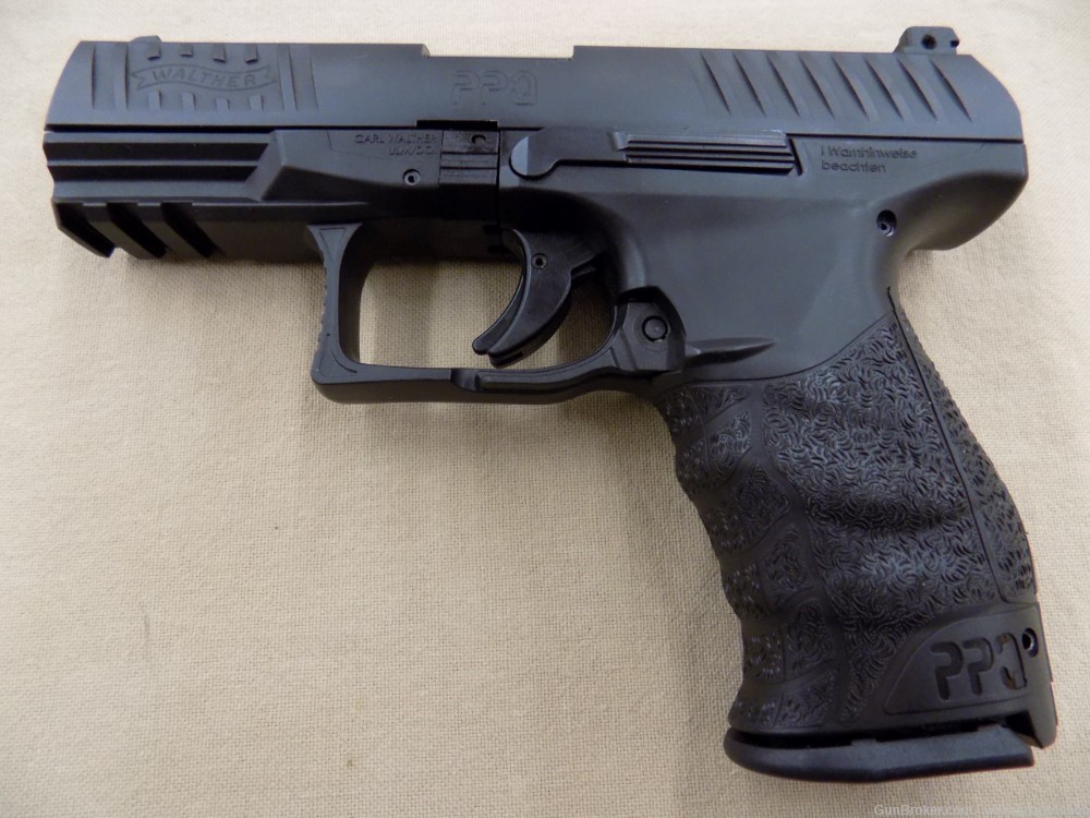 Walther PPQ Pistol in 9mm 4" BBL, 2-Mags, Case-img-1