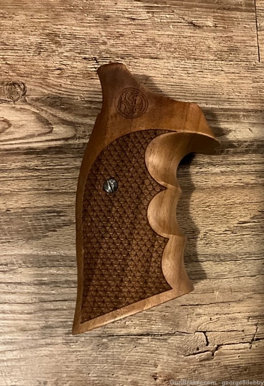 Smith & Wesson K/L Walnut Wood Grips - for Round Butt-img-1