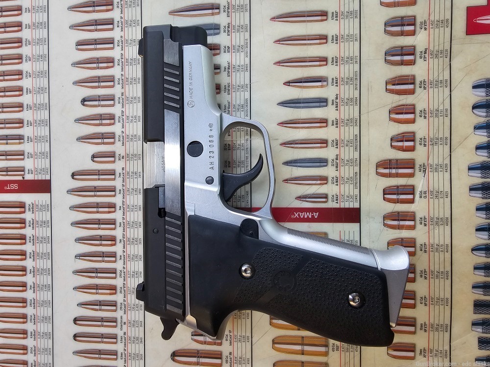 Sig Sauer P229 Sport Frame with 40 cal upper used no cc fees-img-1