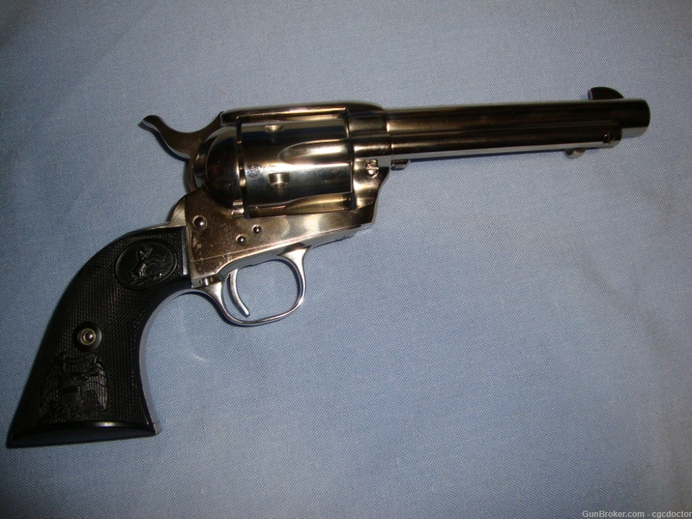 3rd Gen. Colt Single Action Army .32-20 5 1/2" Nickel -img-3