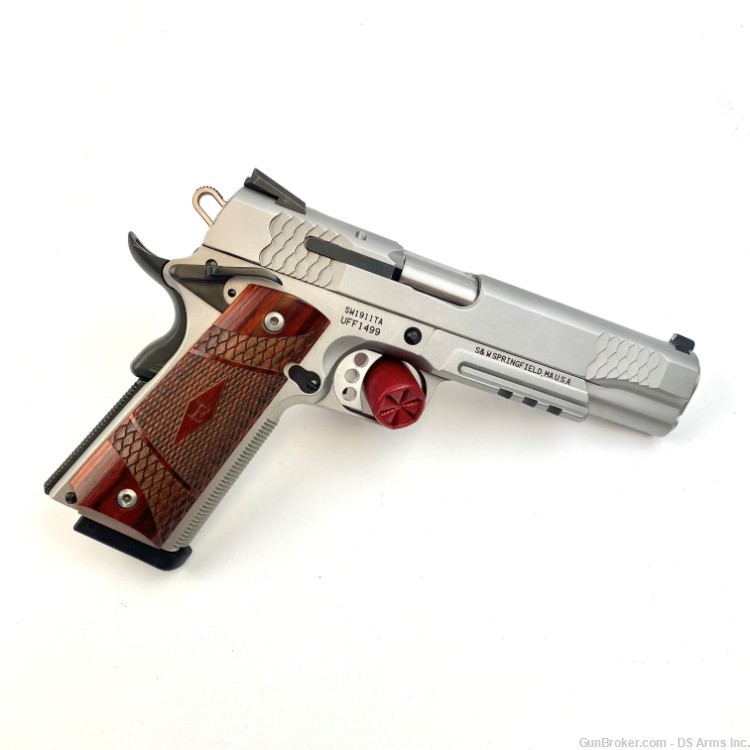 NIB Smith & Wesson 1911 E-Series - .45 ACP 5" - BLEM - 108411-img-1