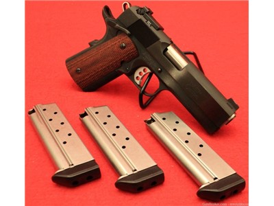 Les Baer Custom .38 Super 4"-barrel semi-auto pistol.