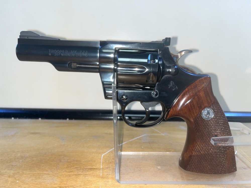Colt Trooper MK III .357 Mag Revolver 4" 6 Rnd - MFG 1973 No Reserve-img-0