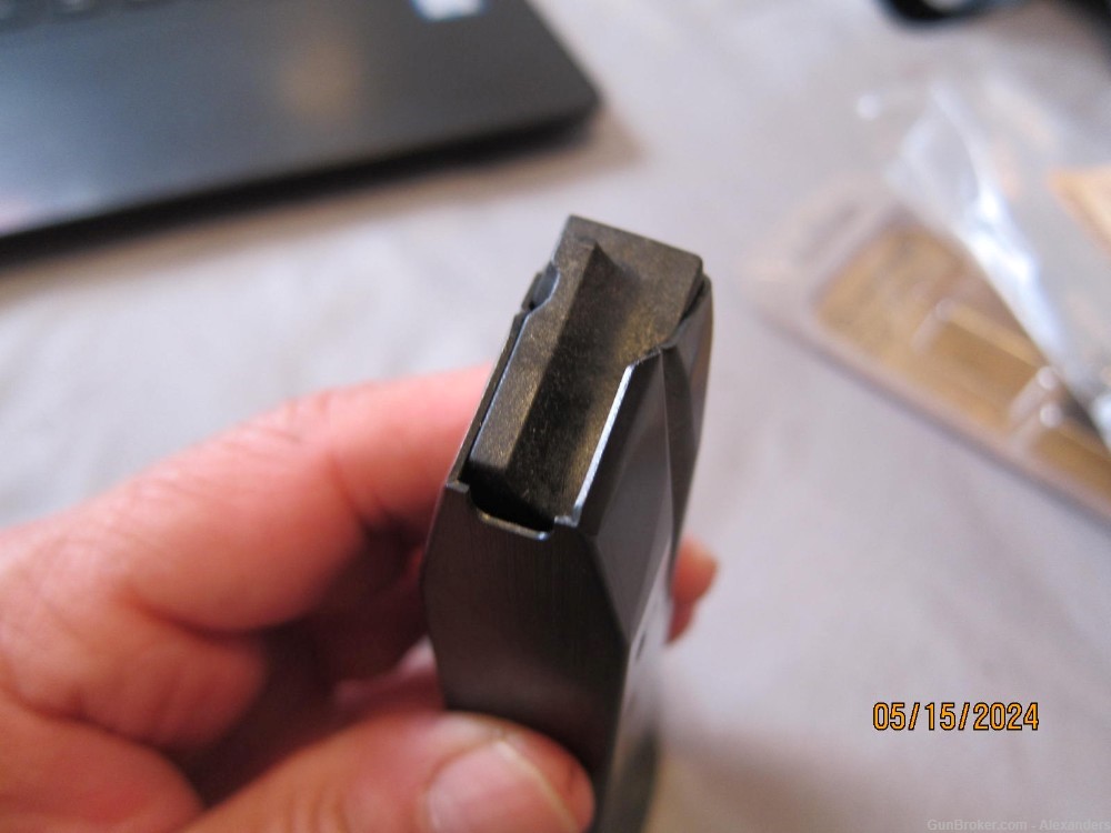 Steyr M40 A1 40S&W Cal 12 Round Magazine LE Stamped-img-2