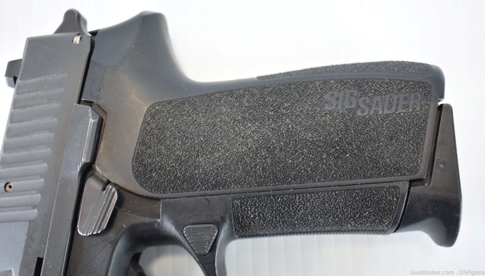 Sig Sauer SP2022 (E2022-9-B) 9mm Semi-Auto Pistol-img-1