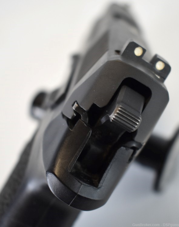 Sig Sauer SP2022 (E2022-9-B) 9mm Semi-Auto Pistol-img-11