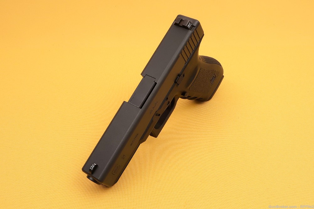 Glock 21 SF - 45 ACP - Night Sights-img-3