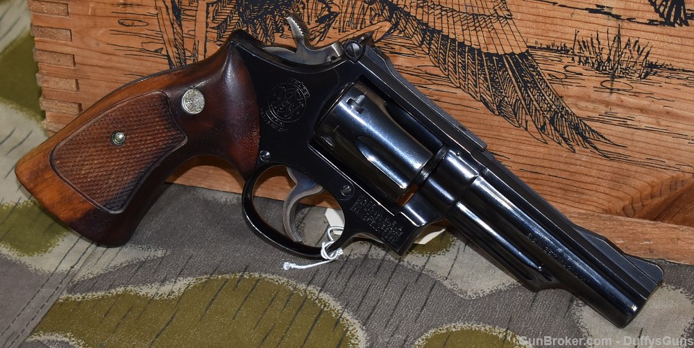 Smith & Wesson Model 19-3 Pistol-img-11