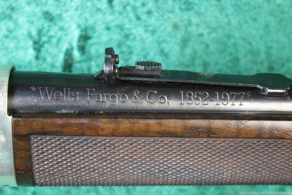Winchester Model 94 "Wells Fargo & Co. 1852-1977"-img-3