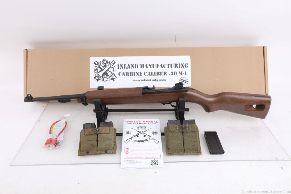 Inland M1 30 Carbine Post War LIKE NEW IN BOX w/ Five Mags NO RESERVE!-img-0