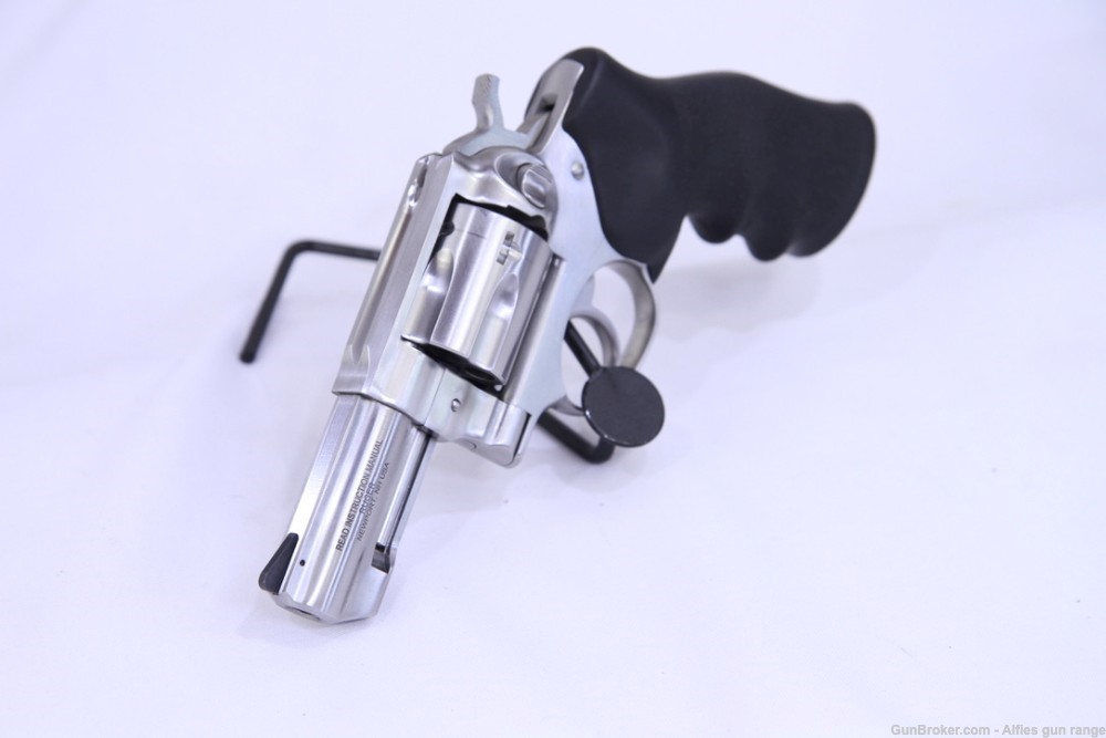 Ruger GP100 6RD .357 MAG Stainless Steel Revolver-img-3