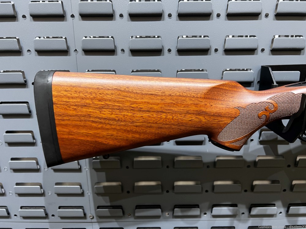 Winchester Model 70 Featherweight 6.8 Western 24 Inch Walnut-img-2
