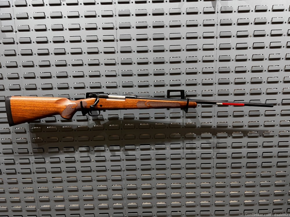 Winchester Model 70 Featherweight 6.8 Western 24 Inch Walnut-img-0