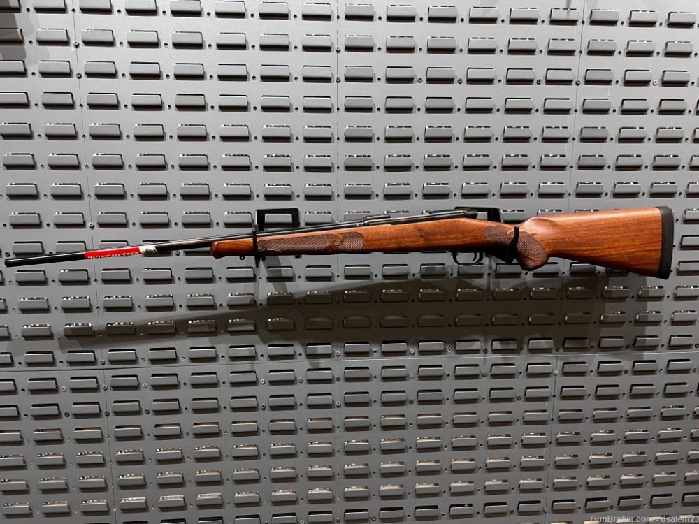 Winchester Model 70 Featherweight 6.8 Western 24 Inch Walnut-img-8