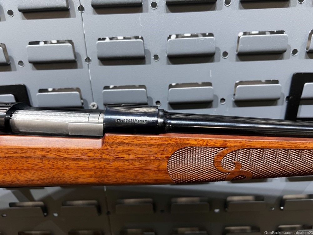 Winchester Model 70 Featherweight 6.8 Western 24 Inch Walnut-img-4