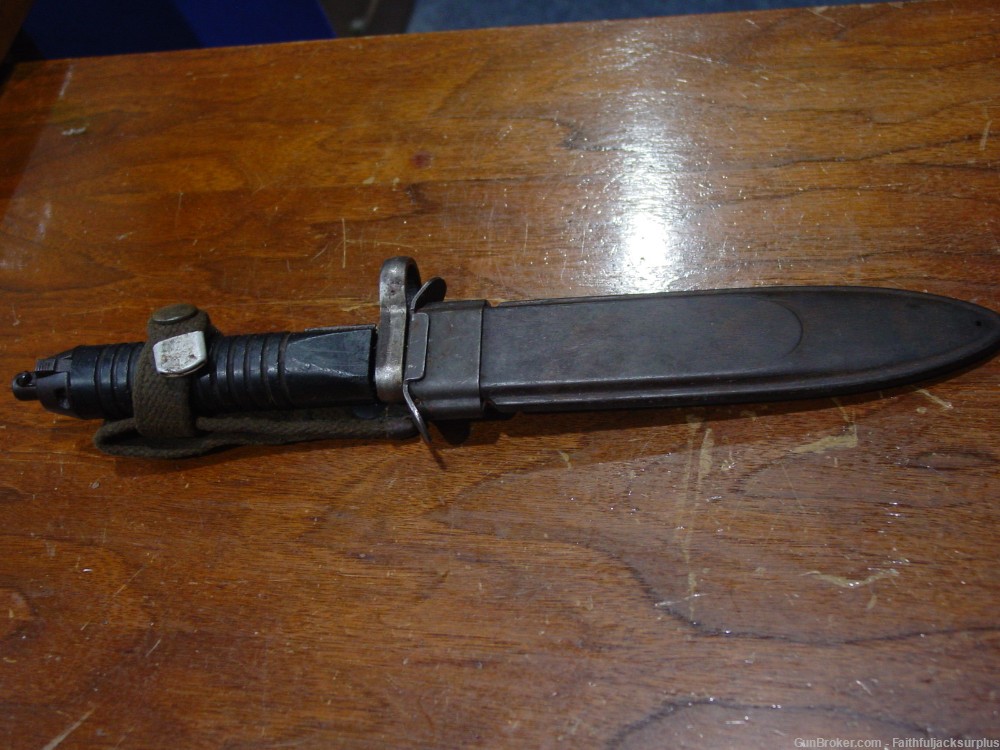 G3 Bayonet w/ Scabbard 12 Groove Early Straight Handle-img-0