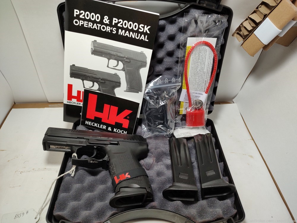 HK P2000 V3 9MM semi auto pistol-img-0