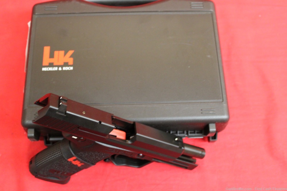 Heckler&Koch USP45 V1, 45ACP New in Box.-img-3