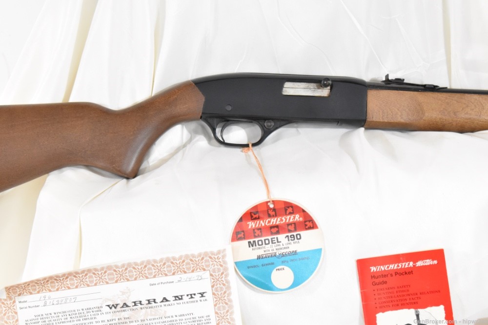 Winchester model 190 .22LR in box with hangtag and scope MINT condition -img-4