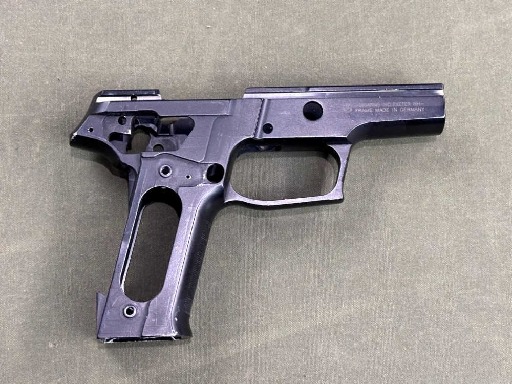 Sig Sauer P226 | 9mm | Parts Gun-img-1