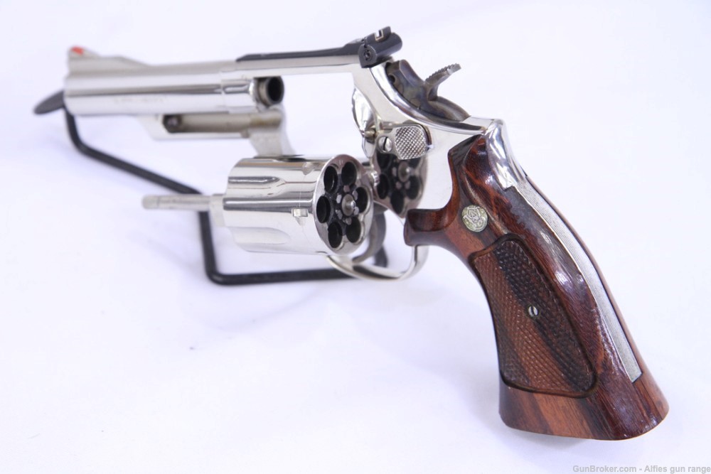 S&W Model 19-4 4" 6RD .357MAg Nickel Revolver-img-2