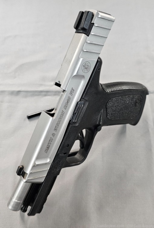 Smith & Wesson SD40 VE 40 S&W 4" 14RD Stainless Polymer NO CC FEE-img-2