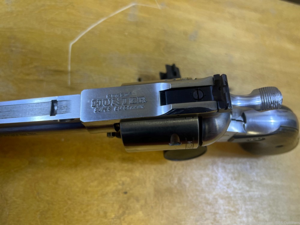 Ruger New Model Super Blackhawk Hunter .44 Mag Revolver 7.5" - Pre Owned-img-6