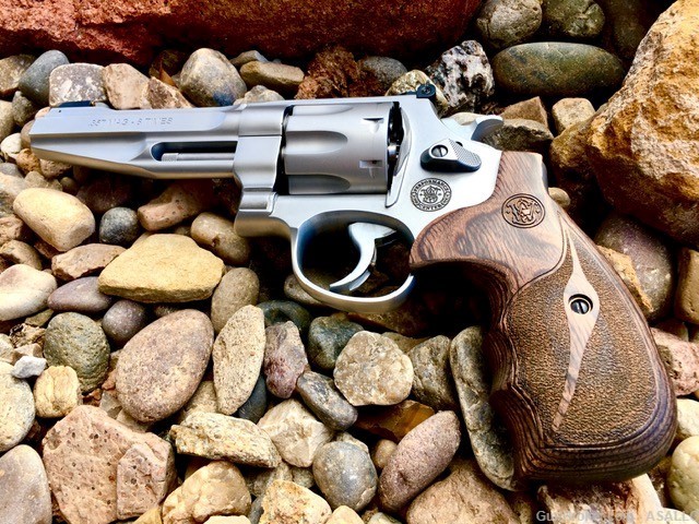 Smith & Wesson Model 627 Performance Center (.357 MAG)...Penny Auction!-img-2
