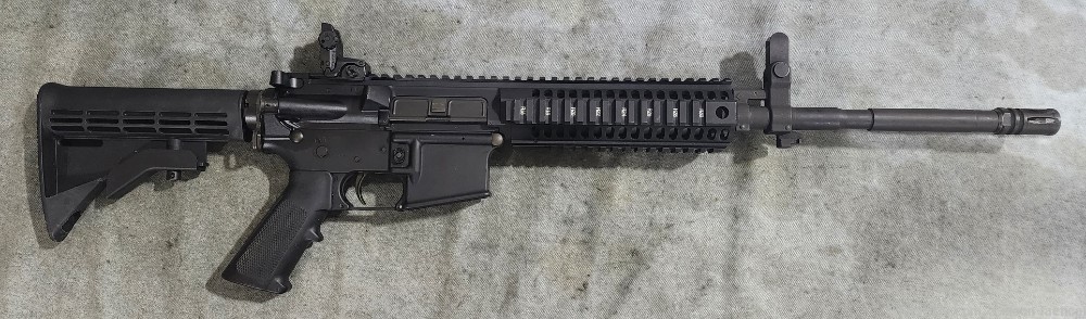 Police Trade Colts Law Enforcement Carbine 5.56mm AR15 LE6940 Monolithic-img-1