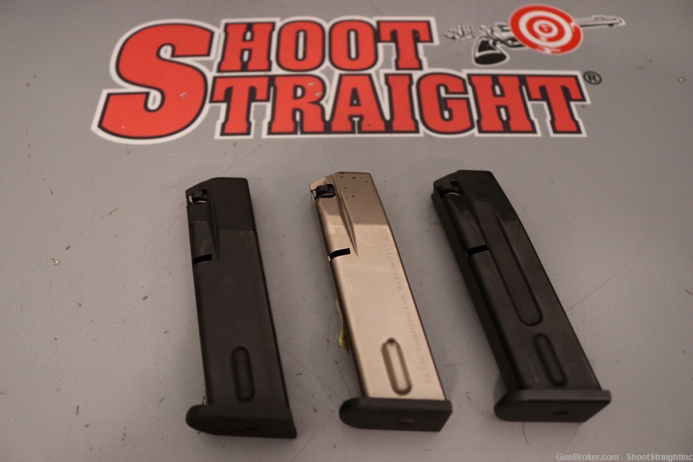 Lot O' Three (3) Miscellaneous Beretta Pistol Type Mags-img-10