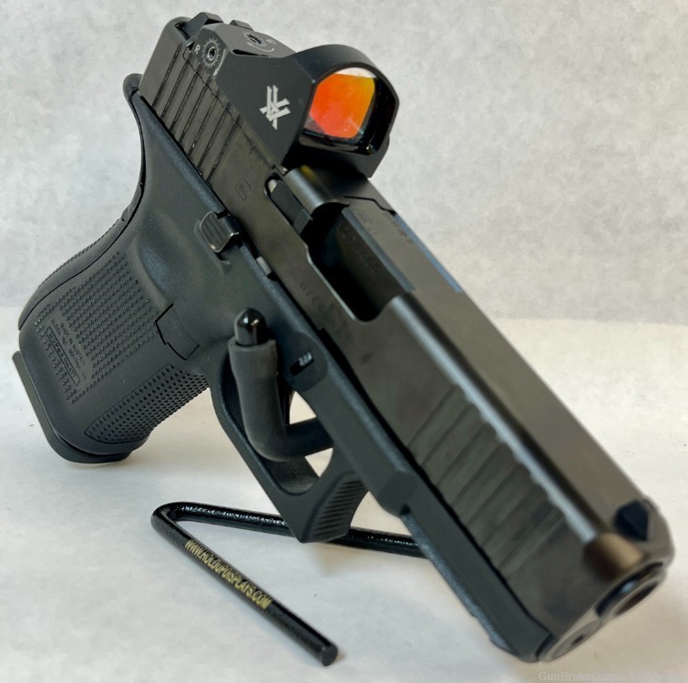 Glock 19 Gen 5 9mm Semi-Auto Pistol w/Vortex Sight-img-2