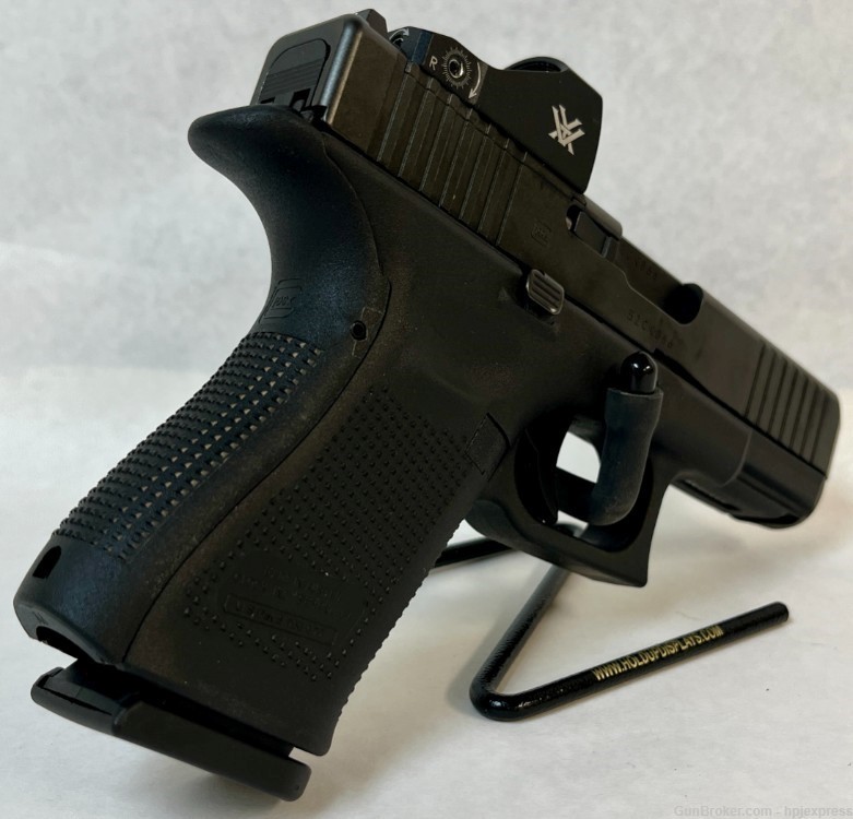 Glock 19 Gen 5 9mm Semi-Auto Pistol w/Vortex Sight-img-3
