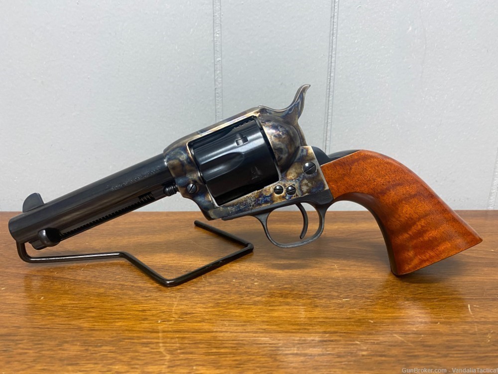 Taylor's & Co. Uberti 1873 Cattlemen, 45 Colt, w/ Original Box & Soft Case-img-0