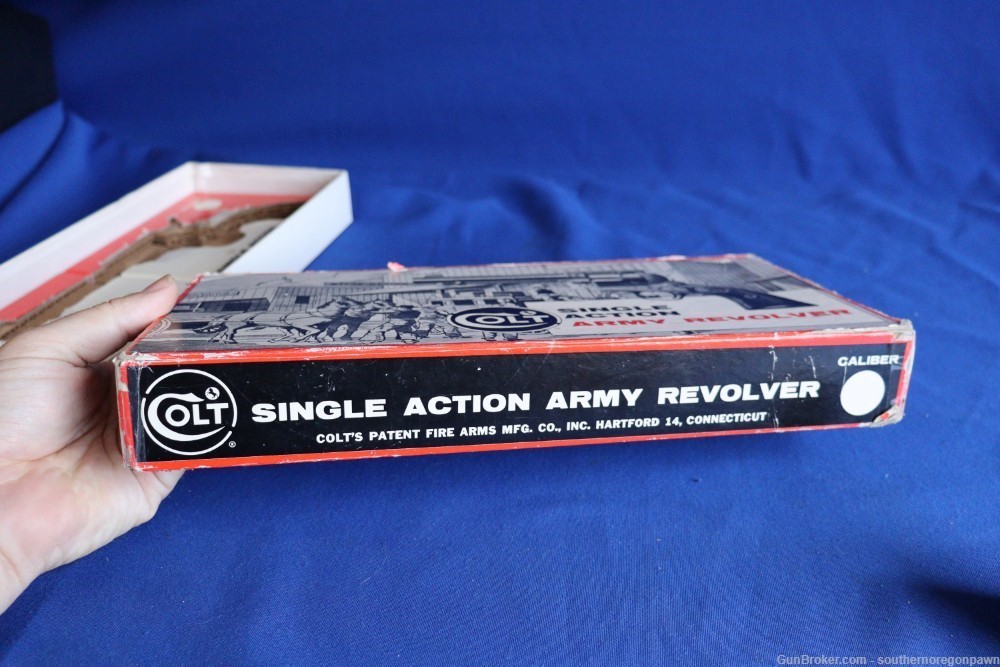 1967 Colt SAA Single Action Army 2nd generation .357 in stage coach box85% -img-61