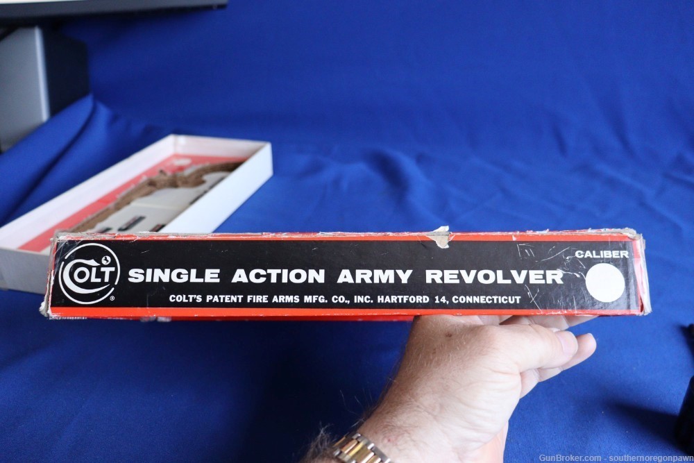 1967 Colt SAA Single Action Army 2nd generation .357 in stage coach box85% -img-63