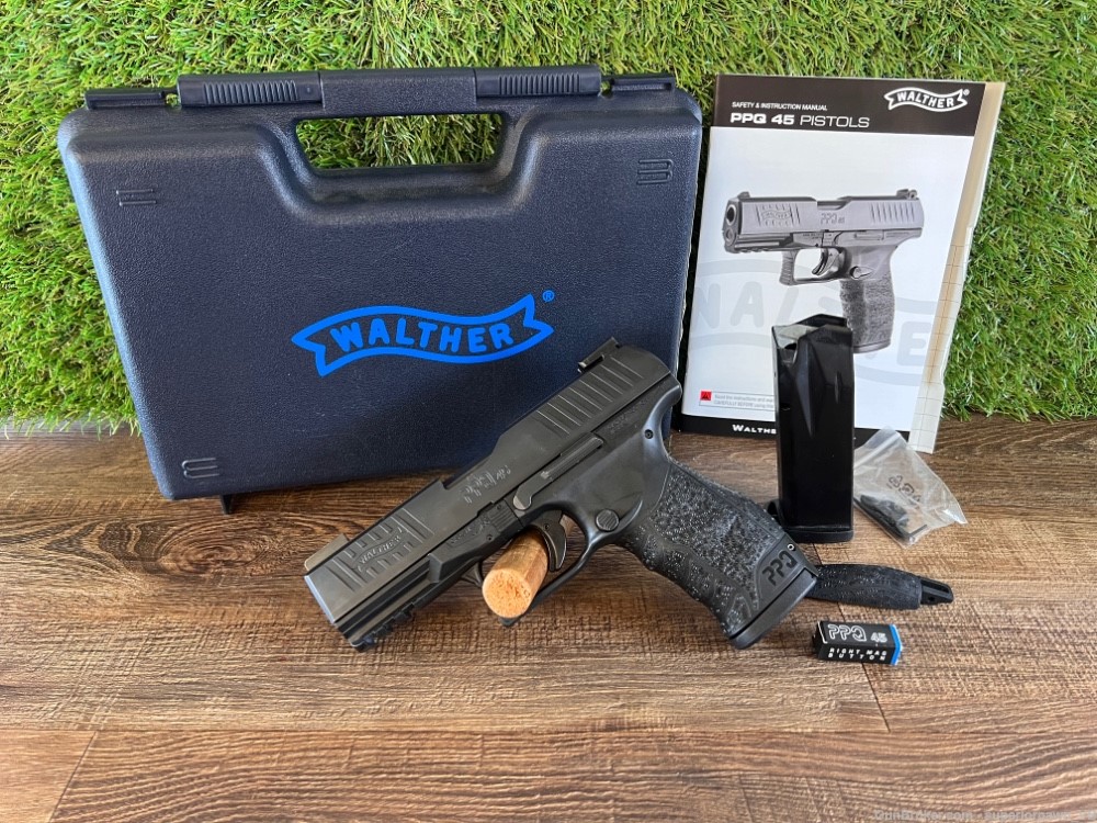 Walther PPQ M2 - 45acp in box -img-0