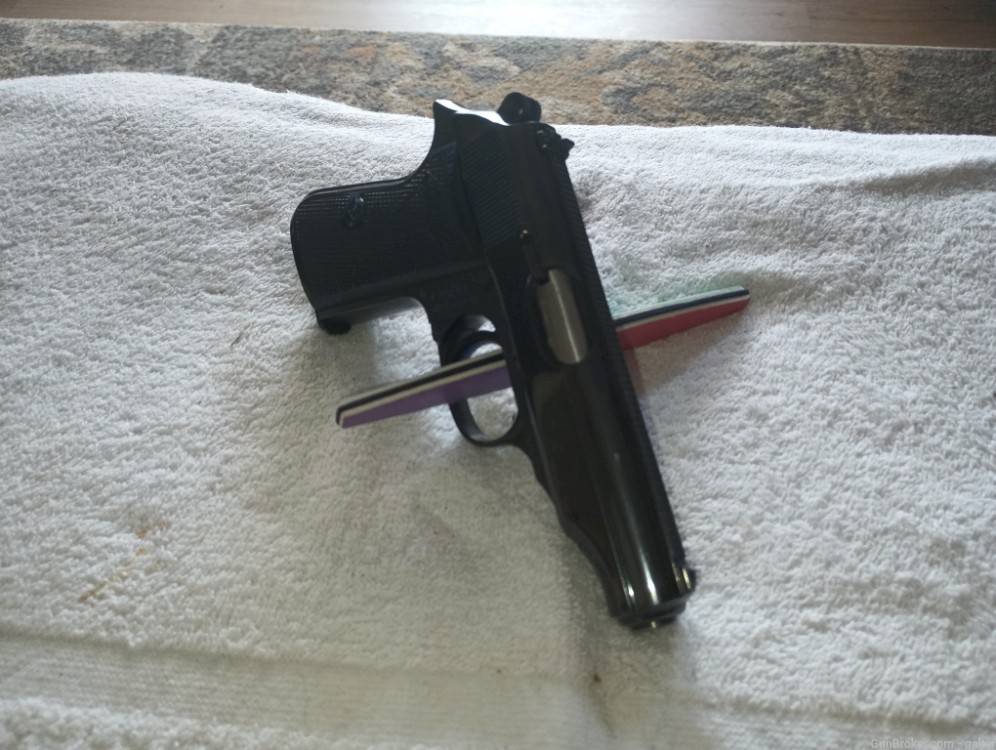 1964 German Walther PP 9mm Kurz semi auto pistol a-img-17