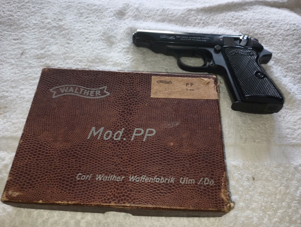 1964 German Walther PP 9mm Kurz semi auto pistol a-img-1