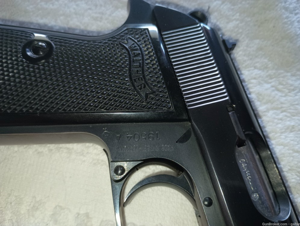 1964 German Walther PP 9mm Kurz semi auto pistol a-img-19