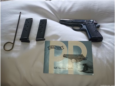 1964 German Walther PP 9mm Kurz semi auto pistol a