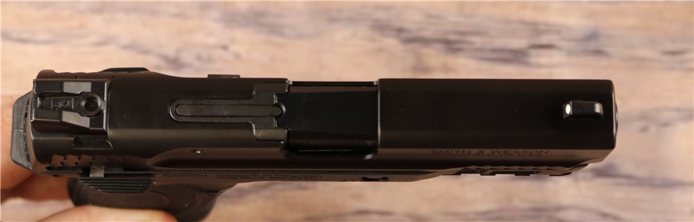 Smith & Wesson M&P 380 Shield EZ M2.0 .380ACP 3.5" Barrel Box 4 Mag 8 Round-img-4